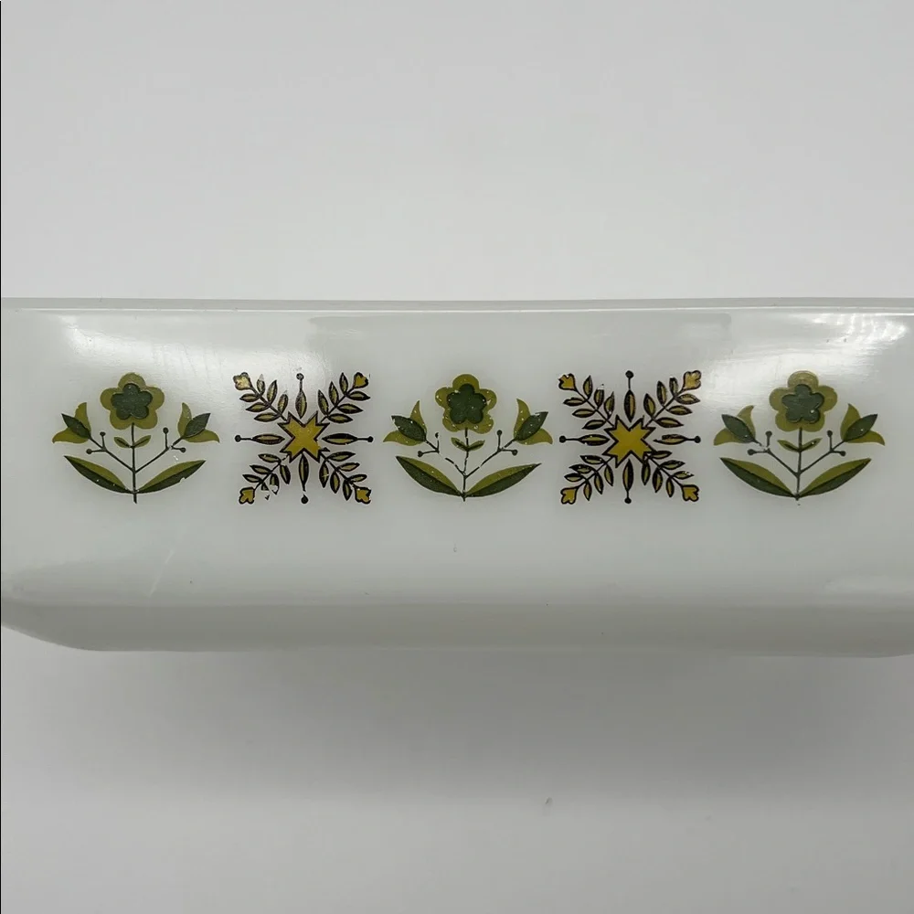 Vintage Anchor Hocking 441 Fire-King Meadow Green Milk Glass Baking Dish - 1 Qt